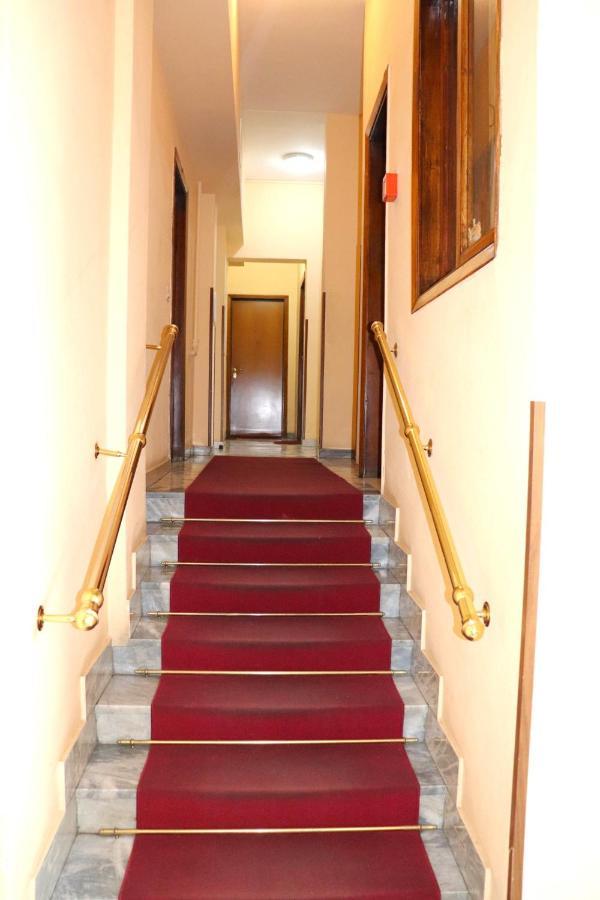 * La Casa Di Arti * 25 Min Dal Duomo Διαμέρισμα Μιλάνο Εξωτερικό φωτογραφία